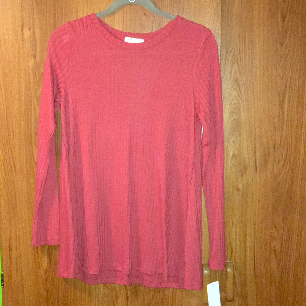 Long sleeve top